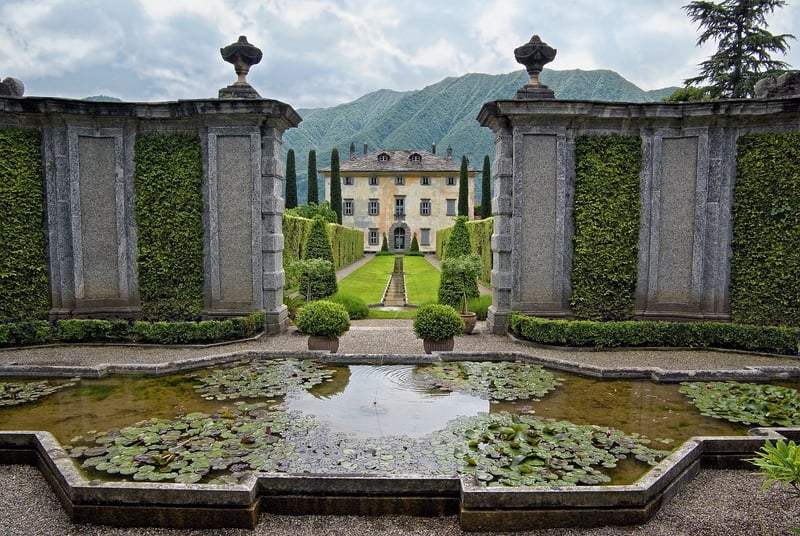 Exclusive Villas
